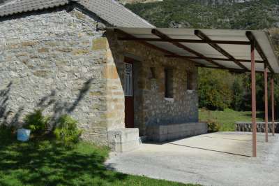 &Iota;&epsilon;&rho;ό&sigmaf; &Nu;&alpha;ό&sigmaf; &Kappa;&omicron;ί&mu;&eta;&sigma;&eta;&sigmaf; &Theta;&epsilon;&omicron;&tau;ό&kappa;&omicron;&upsilon; (&Pi;&alpha;&nu;&alpha;&gamma;&iota;ά)